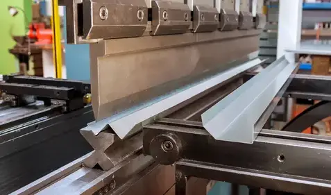 bavette fenêtre à Carhaix-Plouguer - image 2