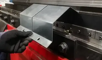 poinçonnage à Châteaulin - image 2